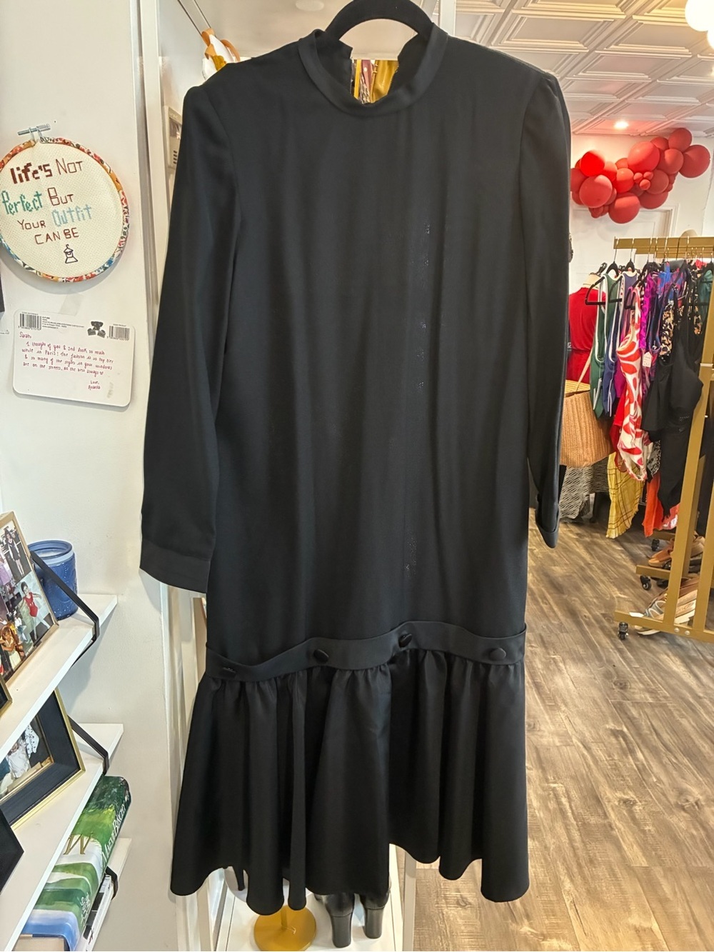 Vintage Elegant Nat Caplan Black Drop-Waist Long Sleeve Dress